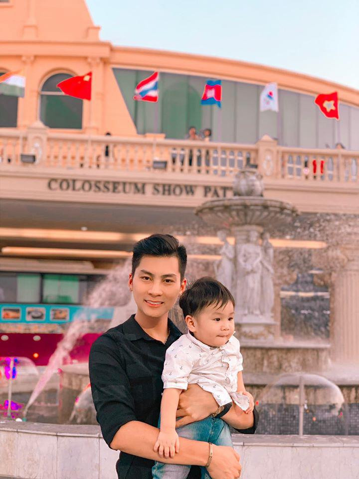 lau moi khoe hinh, con trai lam khanh chi gay giat minh vi giong mot nguoi - 10