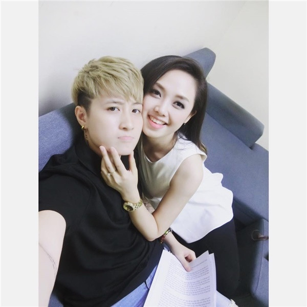 chuyen-tinh-cua-mc-dep-nhat-vtv-va-nguoi-yeu-dong-gioi-kem-7-tuoi--giadinhvietnam.com 4 chuyen-tinh-cua-mc-dep-nhat-vtv-va-nguoi-yeu-dong-gioi-kem-7-tuoi--giadinhvietnam.com 4