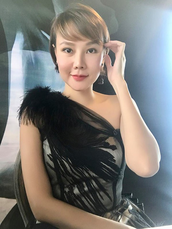 Dương Yến Ngọc bất ngờ lên tiếng xin lỗi tình cũ kém 8 tuổi sau khi dọa xử đẹp - Ảnh 1. Dương Yến Ngọc bất ngờ lên tiếng xin lỗi tình cũ kém 8 tuổi sau khi dọa xử đẹp-1