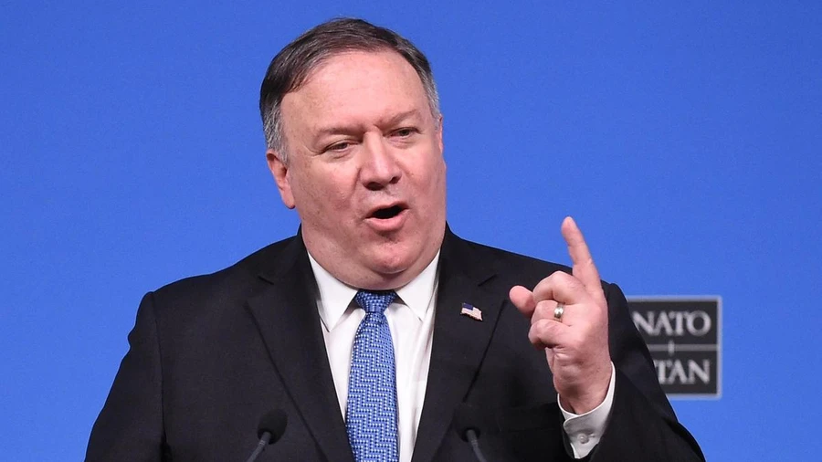 Ngoại trưởng Mỹ Mike Pompeo phát biểu trong một cuộc họp báo sau cuộc họp của các Bộ trưởng Ngoại giao NATO ngày 4/12