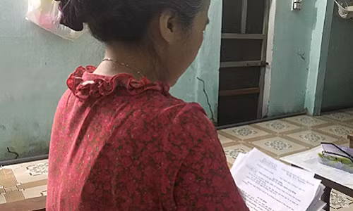 9 lần gửi đơn ly hôn đòi 1 tỷ bồi thường tuổi xuân, người vợ bỗng nhiên hối hận 