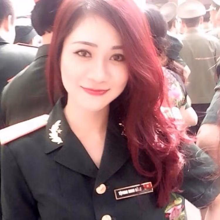 Được biết, hiện tại Minh Nguyệt đang là giảng viên tại trường Đại học văn hóa Nghệ thuật quân đội.