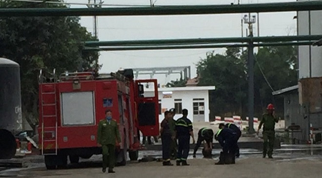 Cảnh sát PCCC Công an TP Hải Phòng có mặt tại hiện trường tham gia cứu hộ cứu nạn. Ảnh CTV Cảnh sát PCCC Công an TP Hải Phòng có mặt tại hiện trường tham gia cứu hộ cứu nạn. Ảnh CTV