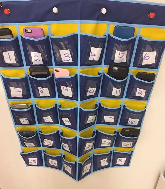 18 tinh huong chung minh thay co cung hai huoc, lam chieu kem gi hoc sinh hinh anh 18