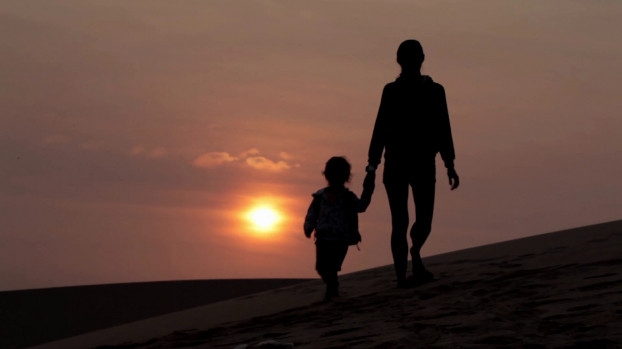 Phụ nữ qua một lần đò hãy làm ngay chuyện này để con trưởng thành trong bình yên ảnh 1 Qua một lần đò: Mẹ sẽ mạnh mẽ để con trưởng thành trong bình yên 0