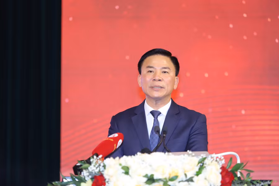 Bí thư Tỉnh ủy Đỗ Trọng Hưng phát biểu tại buổi lễ. (Ảnh: MH).