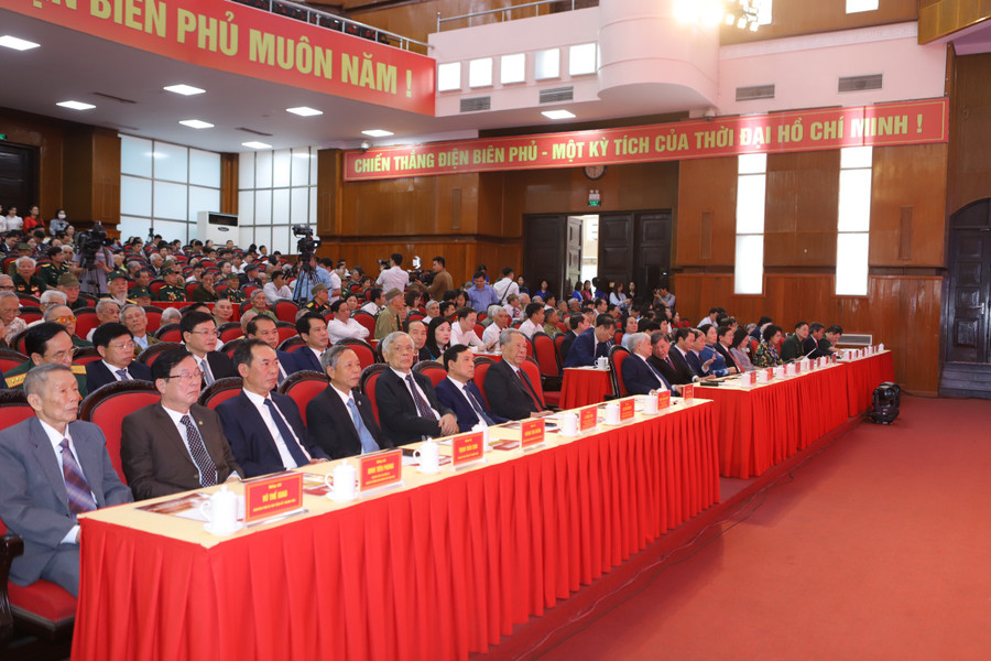 Toàn cảnh hội nghị. (Ản: NT)