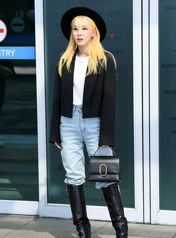 12 set đồ mùa thu đơn giản mà cực đẹp như sao Hàn ảnh 6 Nâng tầm phong cách mùa thu với 12 set đồ sân bay sành điệu các mỹ nhân xứ Hàn