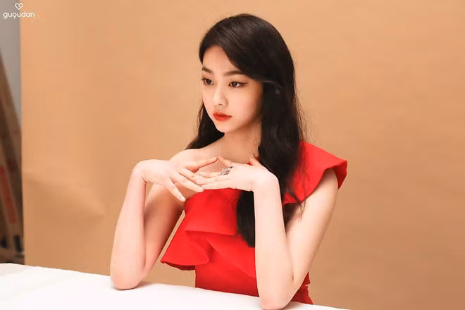 Nhan sac nu than tuong Kpop sau khi giam 13 kg hinh anh 5 