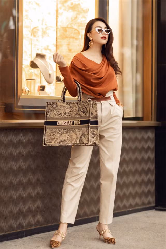 Ngắm thời trang xuống phố cực chất của Trà Ngọc Hằng - Ảnh 6.