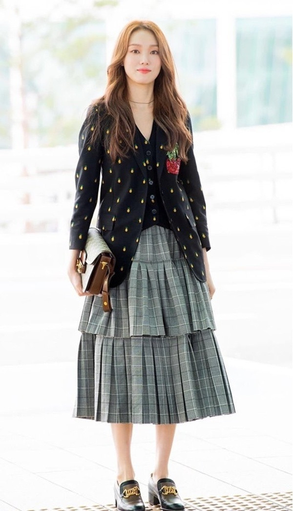 12 set đồ mùa thu đơn giản mà cực đẹp như sao Hàn ảnh 12 Nâng tầm phong cách mùa thu với 12 set đồ sân bay sành điệu các mỹ nhân xứ Hàn