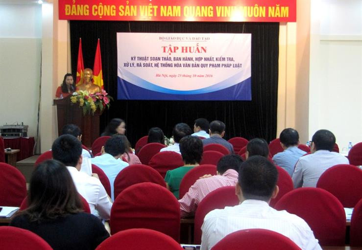 Tập huấn “Kỹ năng soạn thảo văn bản, ban hành, hợp nhất, kiểm tra, xử lý, rà soát, hệ thống hóa văn bản quy phạm pháp luật”