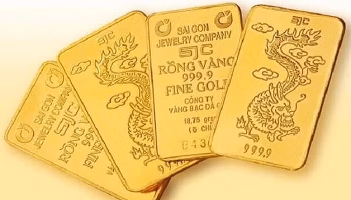 Giá vàng ngày nghỉ lễ chờ tín hiệu tăng mạnh