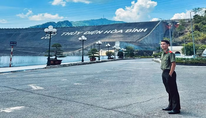 Dương Đình Tuấn, nam sinh Học viện An ninh Nhân dân.