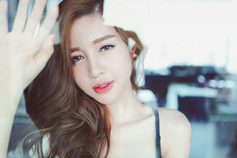 Việc có được sự yêu thương, được lòng gia đình chàng còn giúp chuyện tình của cả hai nhận được sự ủng hộ - Ảnh minh họa: Internet. Việc có được sự yêu thương, được lòng gia đình chàng còn giúp chuyện tình của cả hai nhận được sự ủng hộ - Ảnh minh họa: Internet.