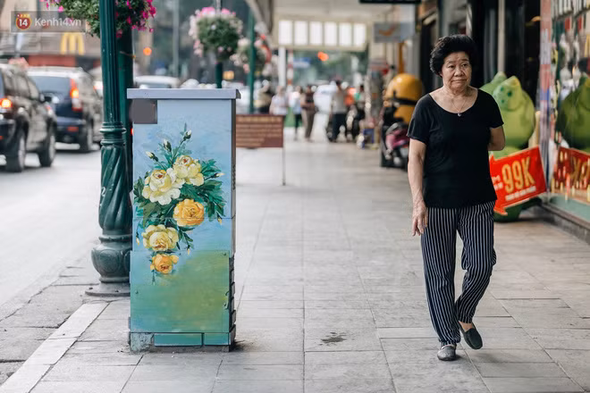 Chuyện buồn về những tủ điện sắc màu ở Hà Nội bị bôi bẩn: "Chúng tôi mất 4 ngày tô vẽ, những người khác chỉ mất 3 giây để làm nó lem luốc" - Ảnh 3.