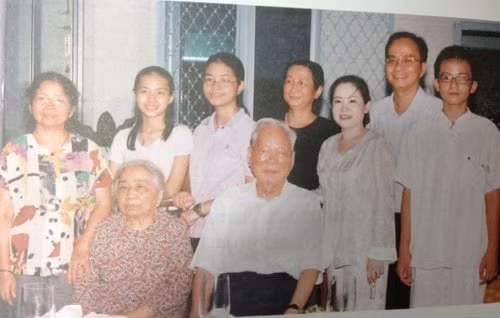 Lời khuyên của Đại tướng Lê Đức Anh với con trai