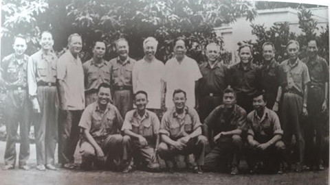 Lời khuyên của Đại tướng Lê Đức Anh với con trai Lời khuyên của Đại tướng Lê Đức Anh với con trai