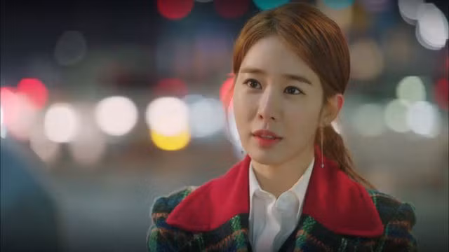 Gặp chồng đi với bồ trẻ, vợ chỉ nói một câu mà cả anh và ả khiến cãi nhau to giữa đường