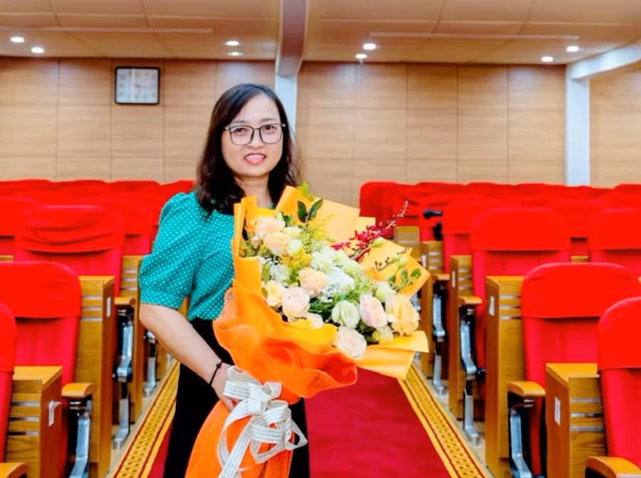 Cô Đào Thị Luyến - giáo viên Trường Tiểu học Văn Đức (Gia Lâm, Hà Nội).