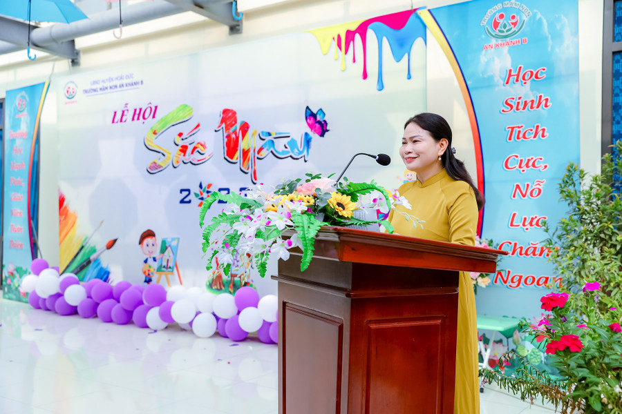 Cô Bùi Thị Vân - Hiệu trưởng Trường Mầm non An Khánh B.