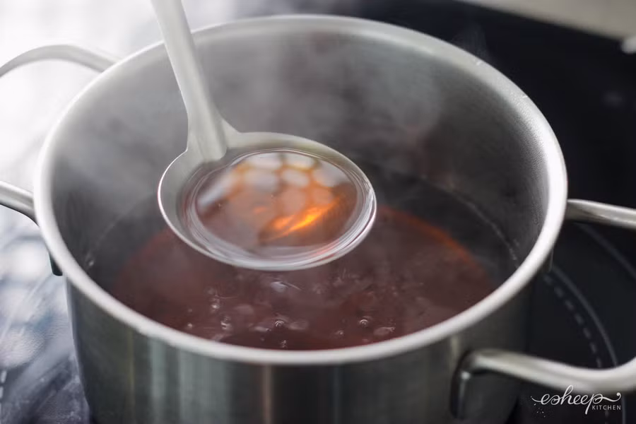 Mẹ đảm bày cách làm thịt ngâm mắm hành siêu dễ chống nóng mùa hè ảnh 8