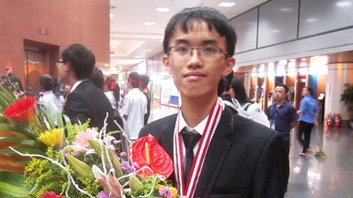 Bùi Quang Tú Bùi Quang Tú