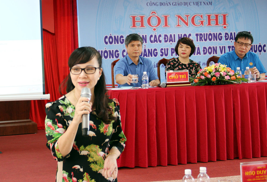 Vụ trưởng Vụ GD ĐH Nguyễn Thị Kim Phụng chia sẻ ý kiến