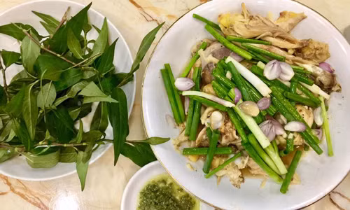 Gà hấp bia đổi vị cho bữa cơm cuối tuần 