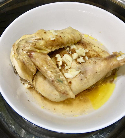 ga-hap-bia-doi-vi-cho-bua-com-cuoi-tuan-1