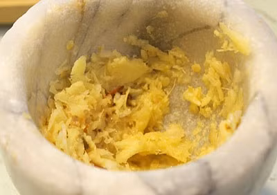 che-bien-ca-basa-kho-gung-2cf3dd