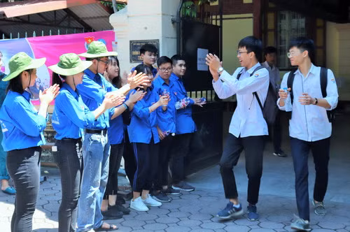 Tham gia hoạt động vì cộng đồng. Ảnh: Thiên Thanh