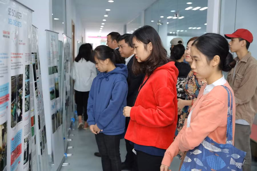 Doanh nghiệp và thanh niên tìm tiếng nói chung trong giảm thiểu ô nhiễm rác thải nhựa ảnh 1