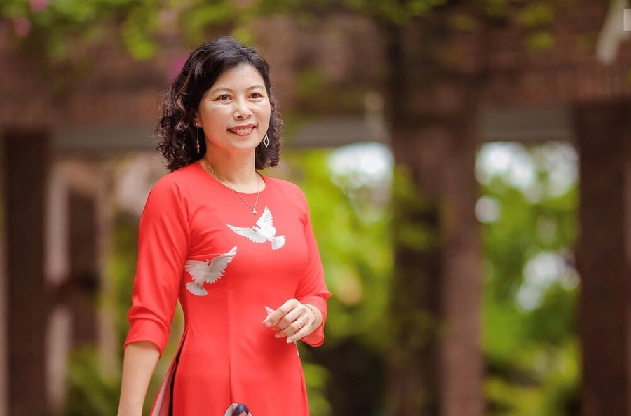 Cô Vũ Thị Đỗ Quyên, GV Trường THPT Quang Trung - Đống Đa. Cô Vũ Thị Đỗ Quyên, GV Trường THPT Quang Trung - Đống Đa.