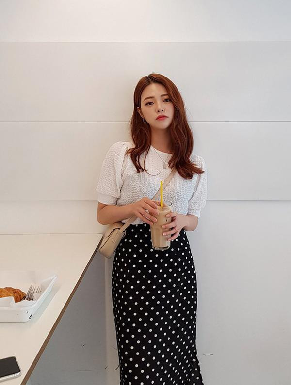 4 công thức phối hợp sơ mi - quần âu khiến nàng công sở hút hồn đồng nghiệp ảnh 9 4 cong thuc phoi hop so mi - quan au khien nang cong so hut hon dong nghiep ca tuan - 10