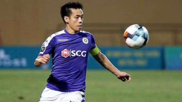Báo chí Thái Lan tỏ ra quan tâm đến vấn đề của Văn Quyết ở đội tuyển Việt Nam