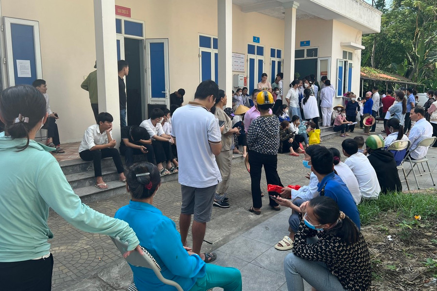 Hàng nghìn người dân được làm CCCD trong ngày nghỉ lễ. (Ảnh: CATH). Hàng nghìn người dân được làm CCCD trong ngày nghỉ lễ. (Ảnh: CATH).