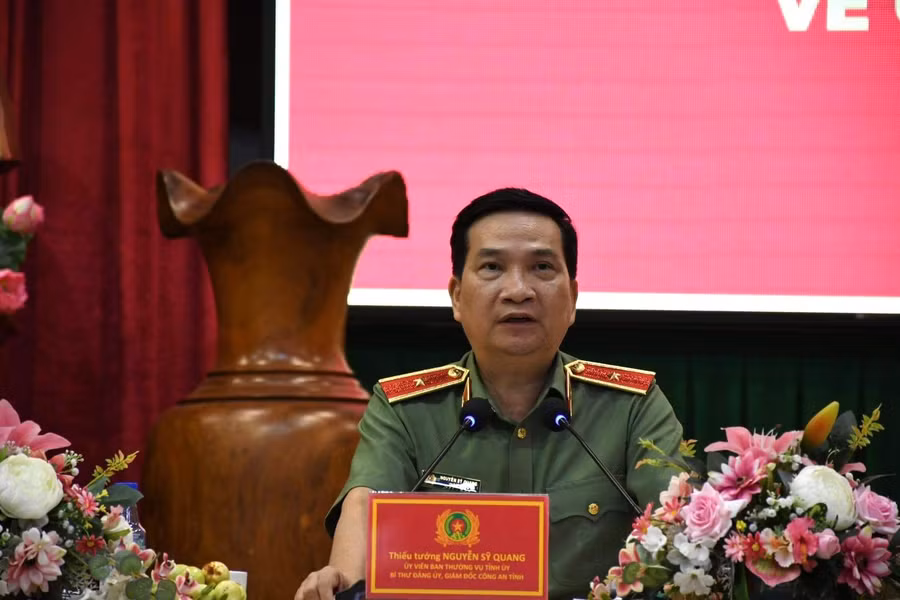 Thiếu tướng Nguyễn Sỹ Quang, Giám đốc Công an tỉnh Đồng Nai tại buổi đối thoại.