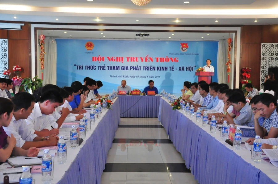 Hội nghị truyền thông “Tri thức trẻ tham gia phát triển kinh tế - xã hội”.