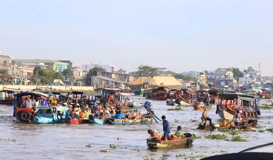 Hình ảnh Chợ nổi Cái Răng (Ảnh: Minh Trung)
