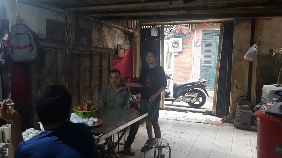 Chồng người phụ nữ mất ở hầm Kim Liên: "Vợ nhận điện thoại giữa đêm, dắt xe đi mãi" ảnh 2 Chồng người phụ nữ mất ở hầm Kim Liên: