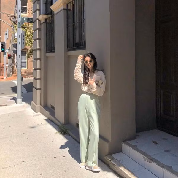 Diện lên mình gam màu dưới đây, cảm giác nóng nực sẽ biến mất ngay lập tức ảnh 14 Empty