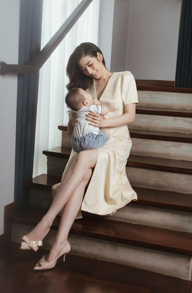 Quá lâu rồi Tăng Thanh Hà mới diện trang phục nổi bật thế này ảnh 10 quanh nam toan den voi trang, ha tang vua dien cay vang tuoi da thanh gai hai muoi - 11