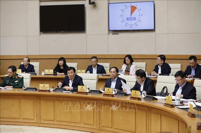 Các bộ, ngành, cơ quan thuộc Chính phủ tham dự phiên họp. Ảnh: Dương Giang/TTXVN