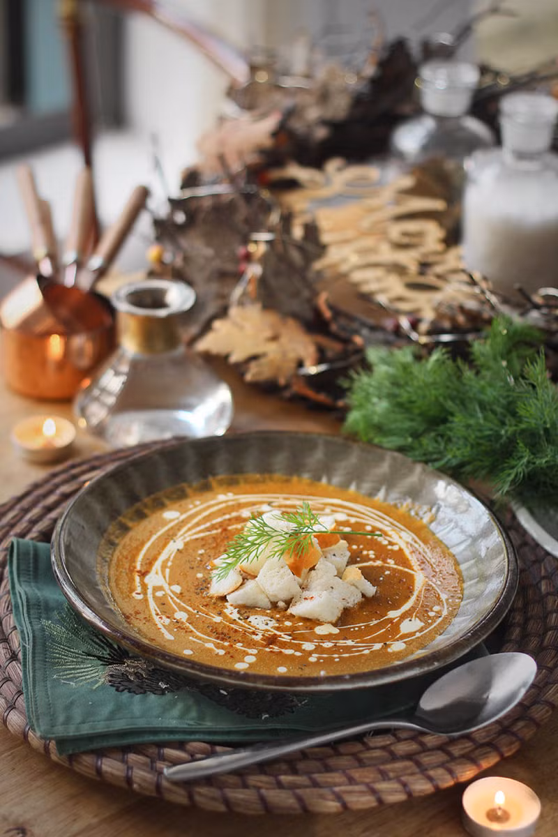 Với món khai vị nóng, bạn hãy nghĩ tới súp.