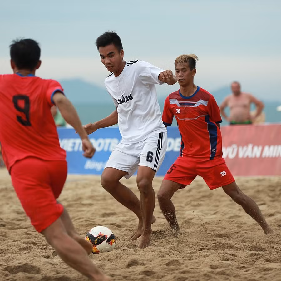 Khánh Hòa “xin” Đà Nẵng buông cho mình vào trận chung kết và sẽ “trả” lại bằng chức vô địch cho đối thủ cùng các danh hiệu cá nhân. Ảnh: VFF