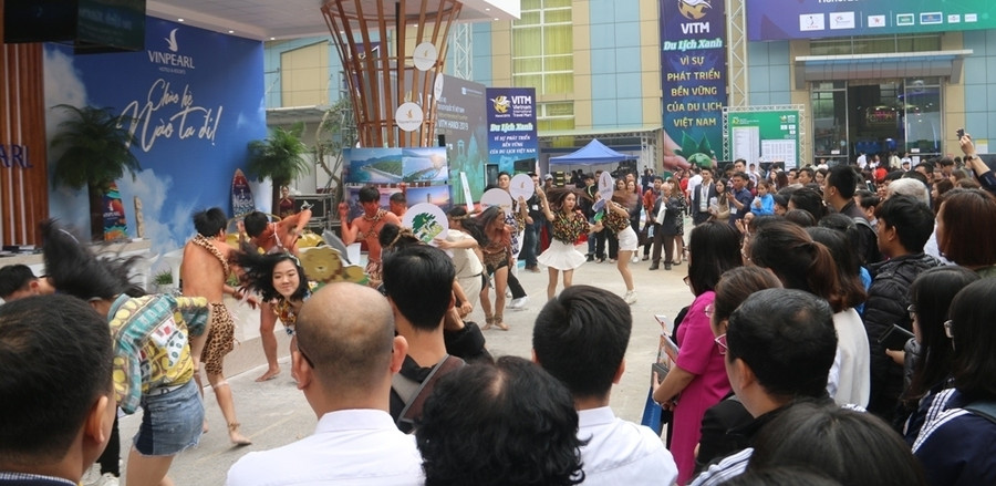 Công ty du lịch để khách bỏ trốn sẽ bị phạt 90 triệu đồng, rút giấy phép de khach bo tron cong ty du lich bi phat 90 trieu dong rut giay phep