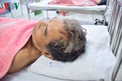 o at khai thac cat vao giua dem tren song huong hinh 3