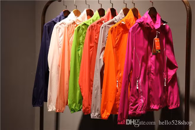 Đường Sài Gòn nắng gắt 40 độ C, chọn áo chống nắng như thế nào để sống sót? - Ảnh 5.