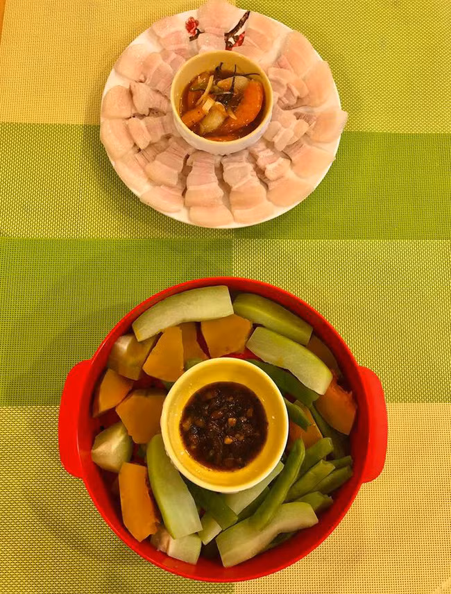 MC Diệp Chi trổ tài làm đồ ăn Nhật tại gia cho con gái Sumo, hội chị em trầm trồ vì hấp dẫn như nhà hàng - Ảnh 5.